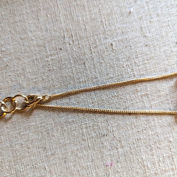 Beautiful guess bracelet so pretty! - Picture 5 of 5